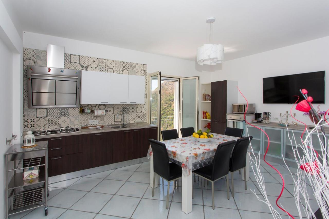 Domus Vigna Fusco, Vista Mare, Amalfi Coast Villa